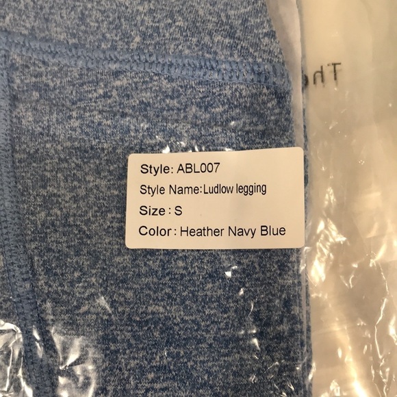 Addison Bay  Ludlow Leggings in Heathered Blue Size Small New - Picture 9 of 9